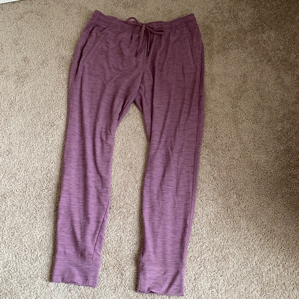active breathe on joggers